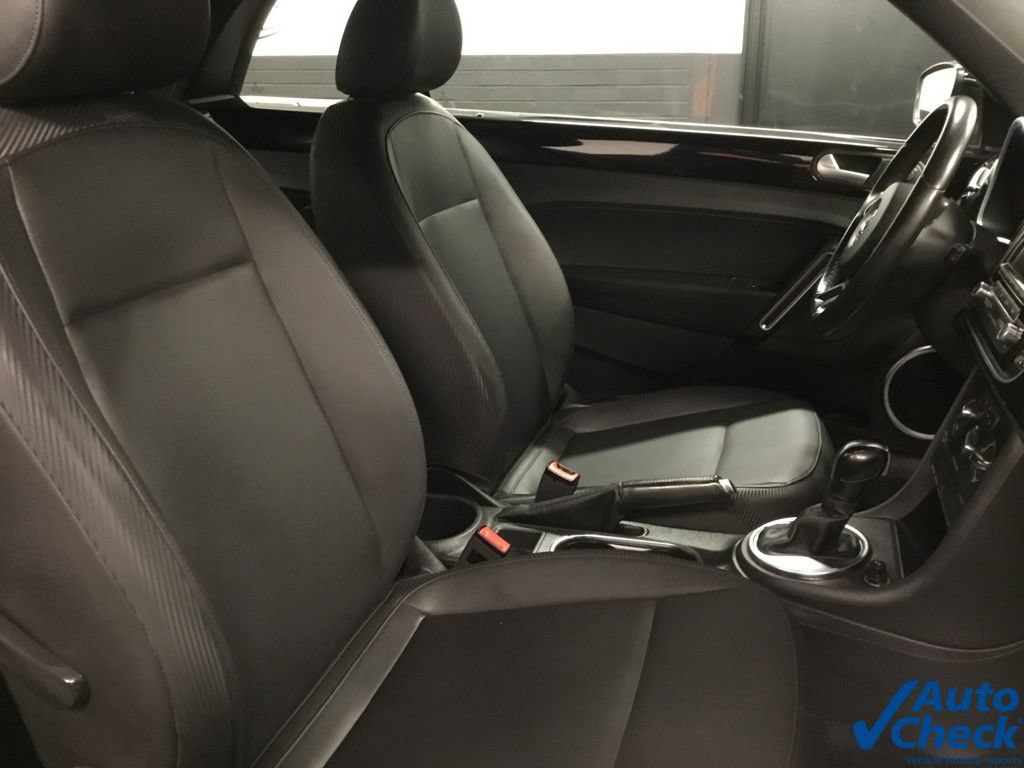 Used 2013 Volkswagen Beetle 2.5 FWD image 33