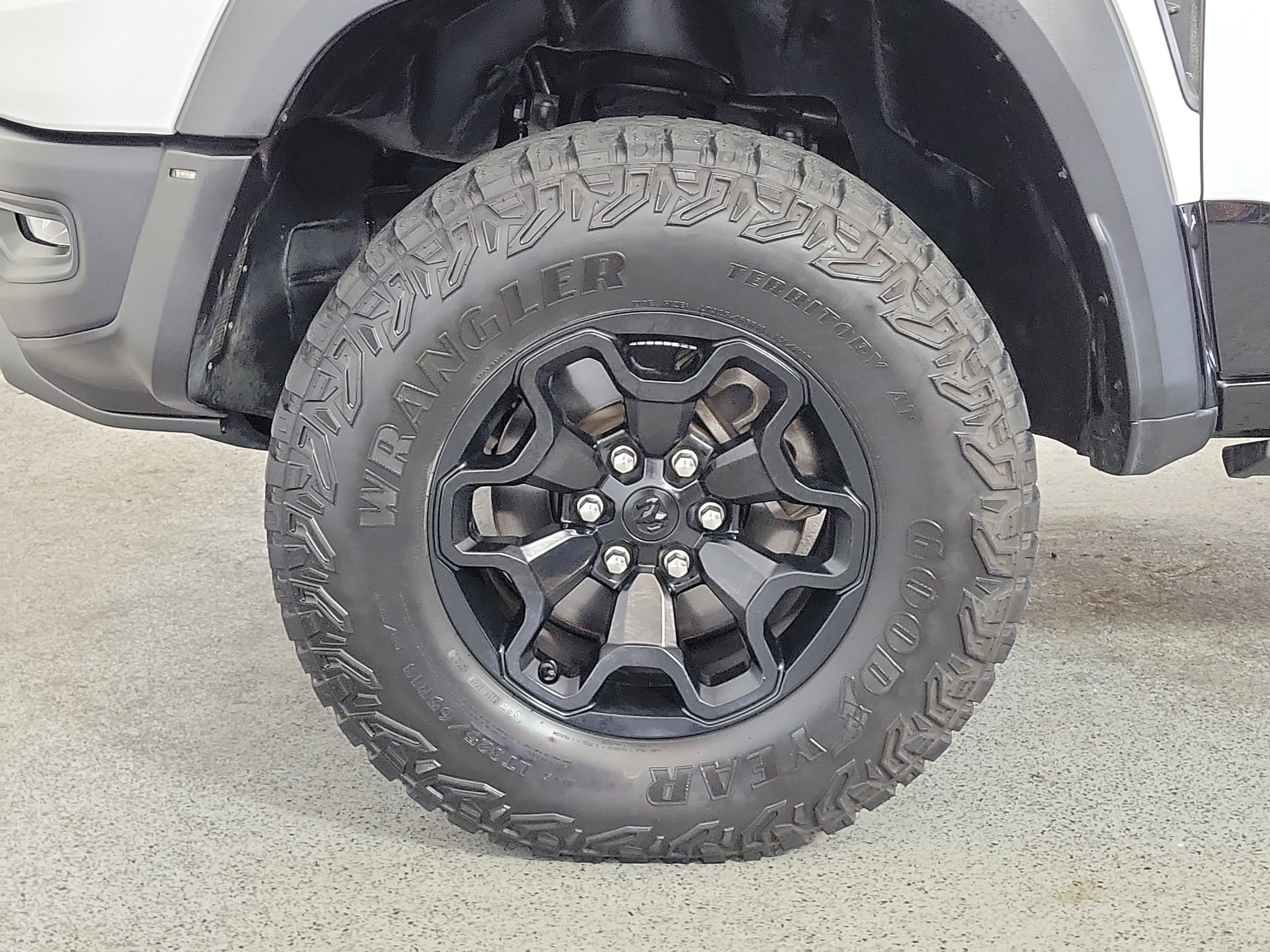 Used 2022 RAM 1500 TRX w/ TRX Level 1 Equipment Group AWD/4WD image 11