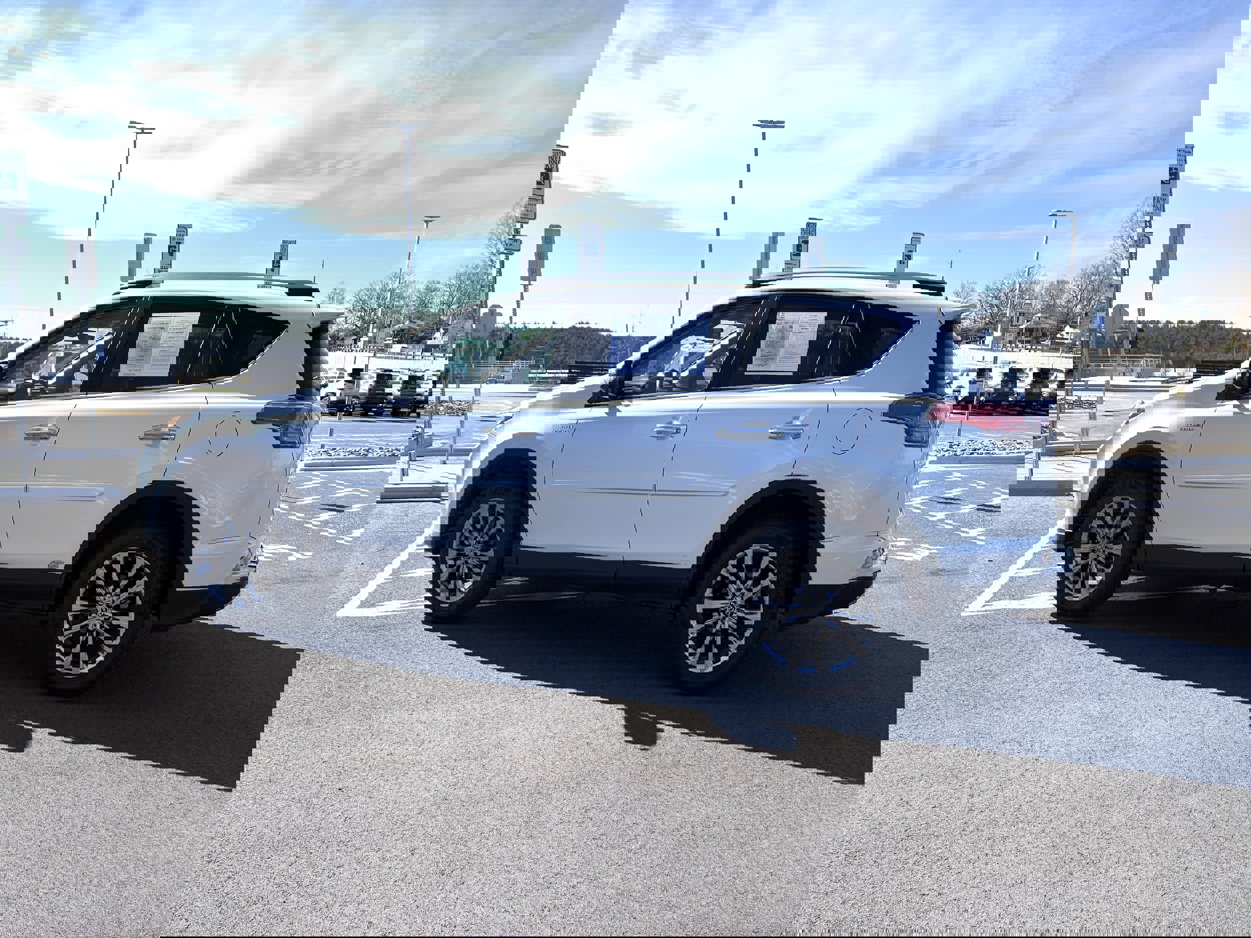 Used 2018 Toyota RAV4 Limited w/ Advanced Technology Package image 5