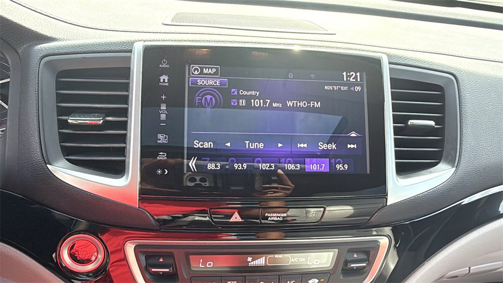 Used 2017 Honda Pilot Touring image 26