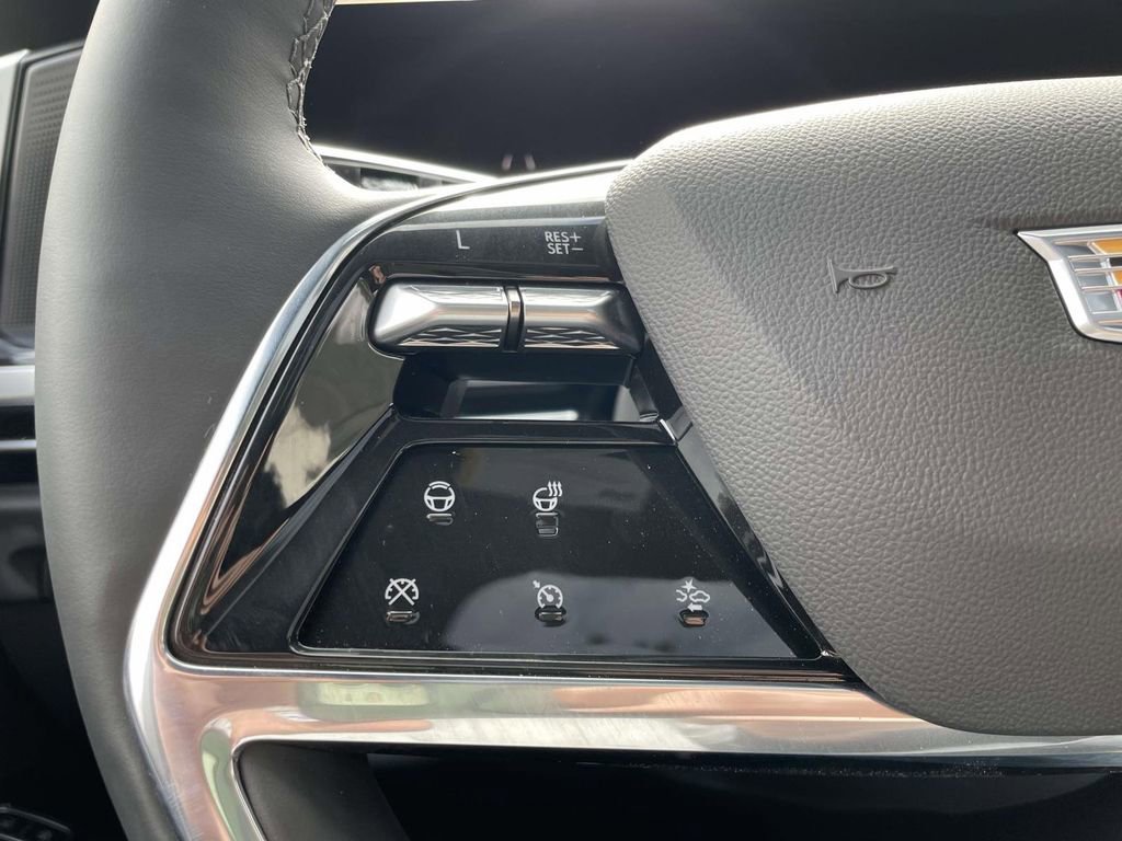 New 2026 Cadillac Escalade Sport w/ LPO, ONYX Package image 25