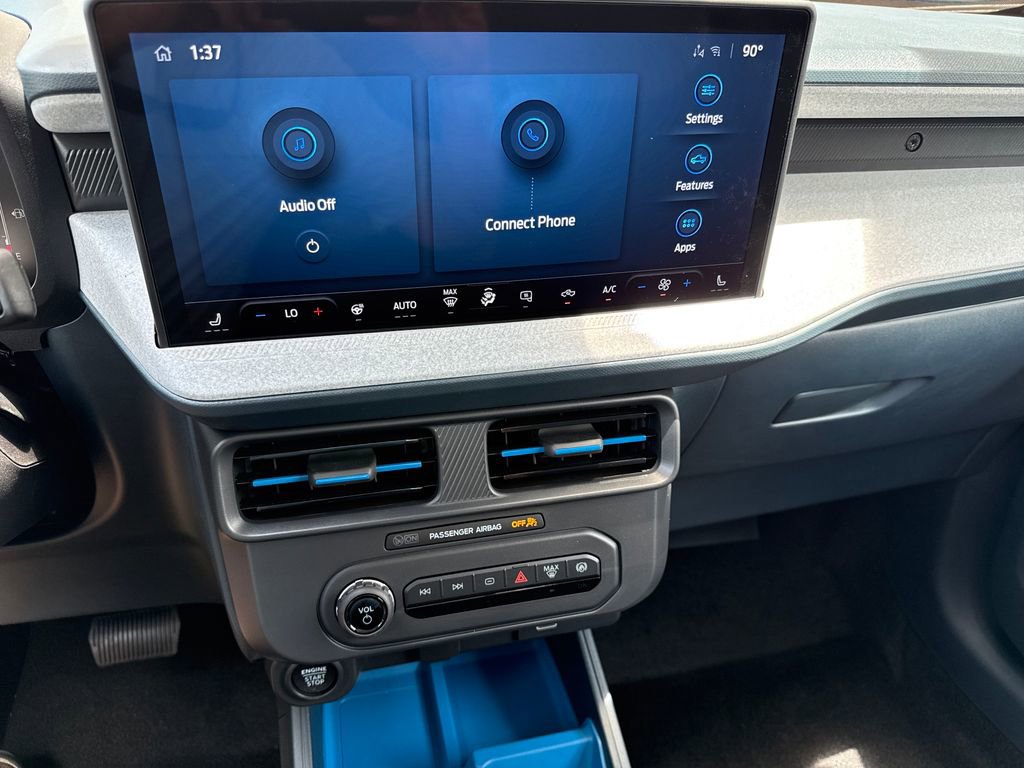 New 2025 Ford Maverick XLT w/ XLT Luxury Package image 9