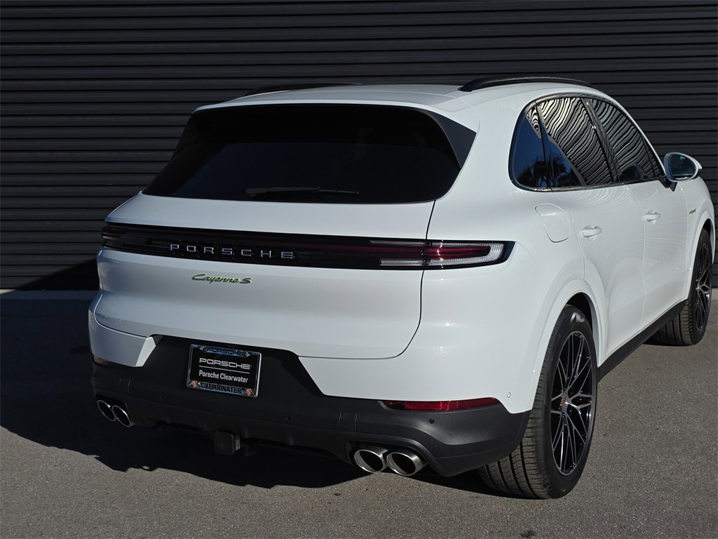 New 2026 Porsche Cayenne S image 7