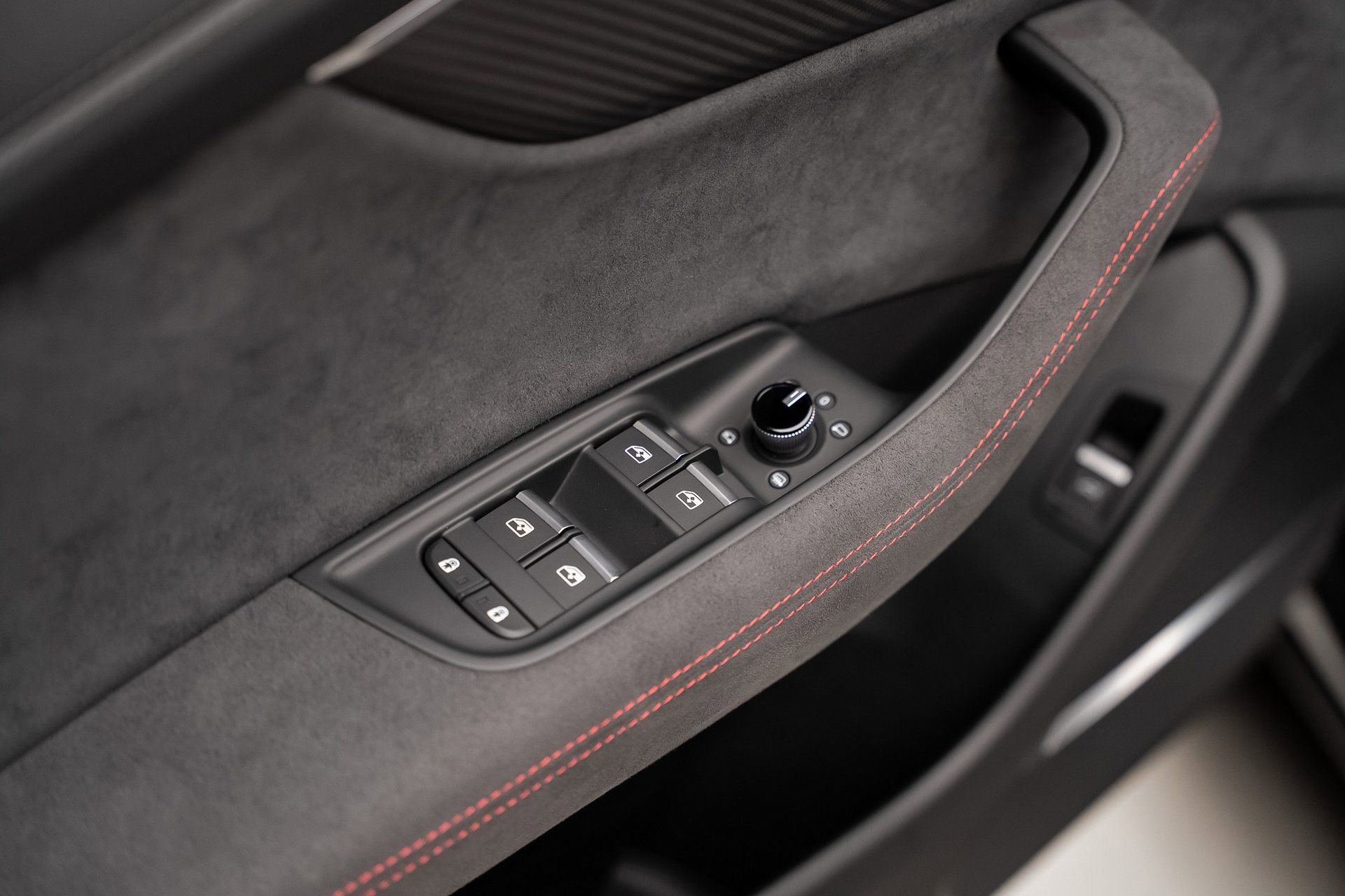 Used 2026 Audi RS Q8 performance image 56