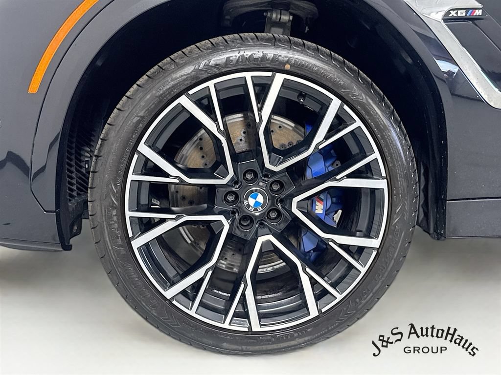 Used 2021 BMW X6 M w/ Executive Package AWD/4WD image 38