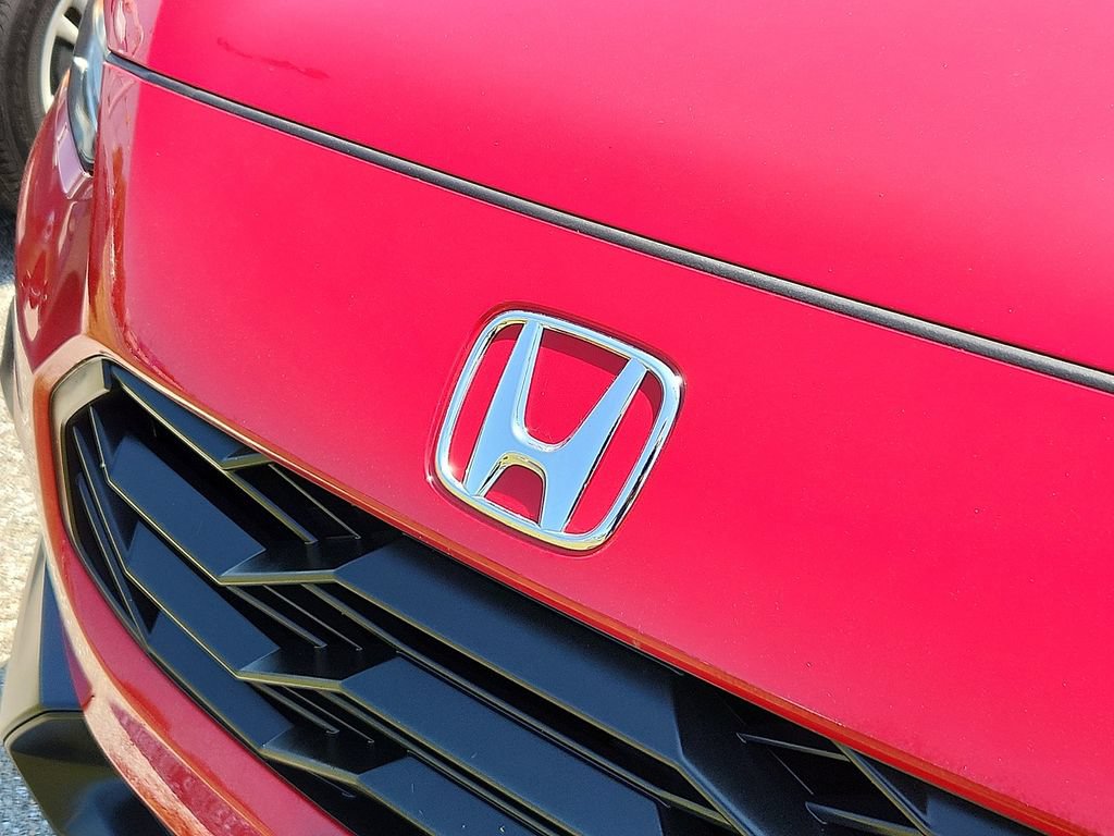 Used 2025 Honda HR-V Sport image 4