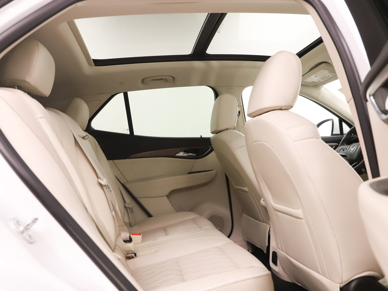 Used 2021 Buick Envision Avenir w/ Technology Package II image 12