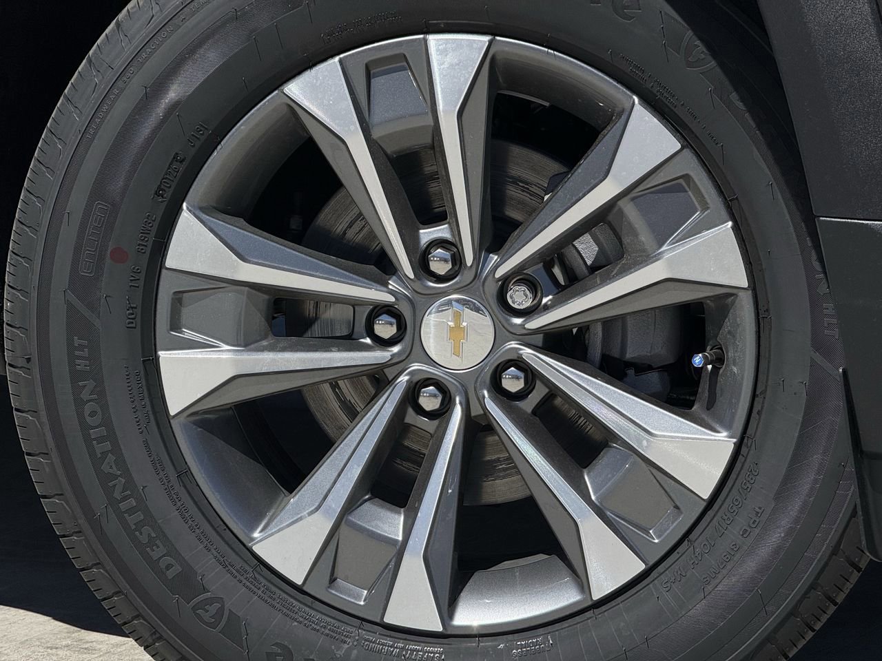 New 2026 Chevrolet Equinox LT w/ Safety and Technology Package image 8