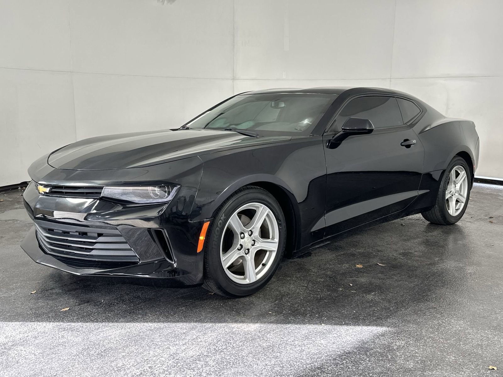 Used 2017 Chevrolet Camaro LT image 6