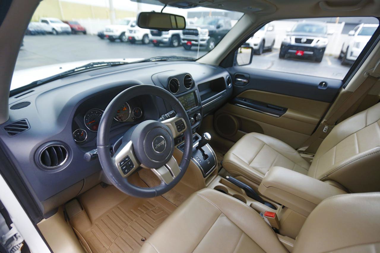Used 2014 Jeep Patriot Limited w/ Sun/Sound Group AWD/4WD image 4
