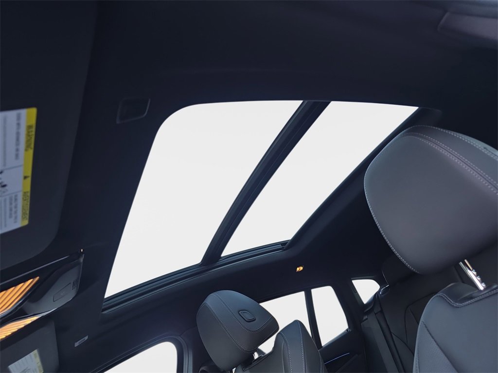 Used 2024 BMW X4 xDrive30i w/ Parking Assistance Package image 34