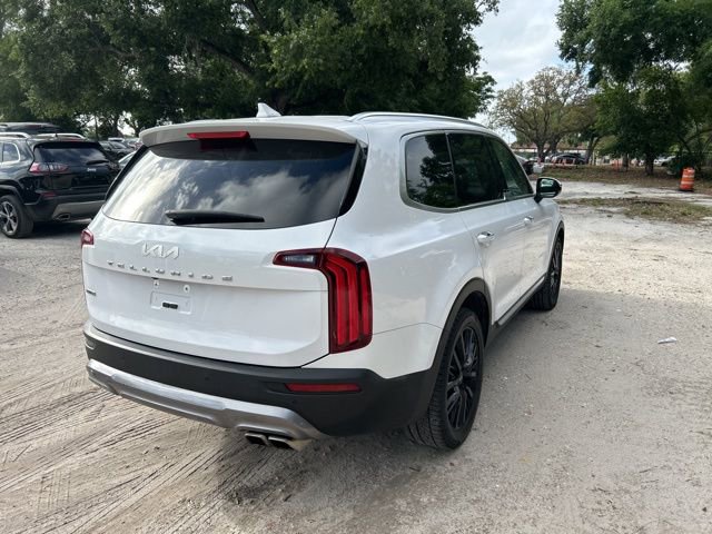 Used 2022 Kia Telluride SX w/ SX Prestige Package image 4
