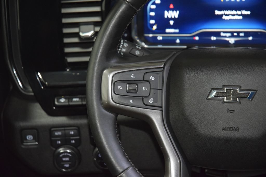 Used 2024 Chevrolet Silverado 2500 ZR2 w/ Technology Package AWD/4WD image 36