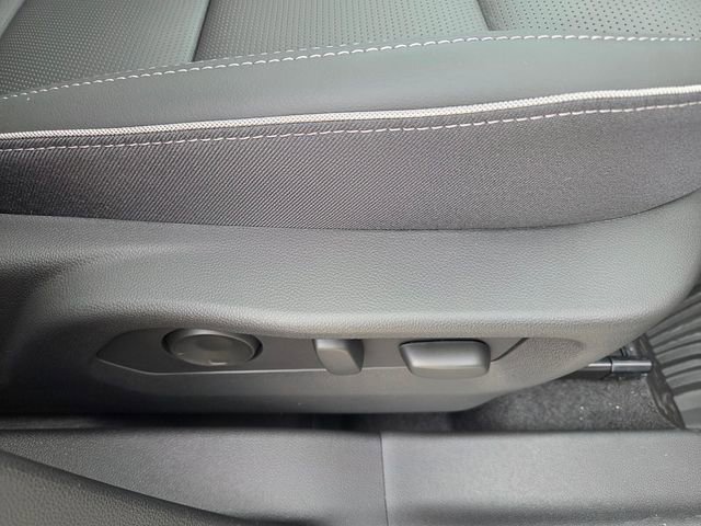 New 2026 Buick Envision Avenir AWD/4WD image 16