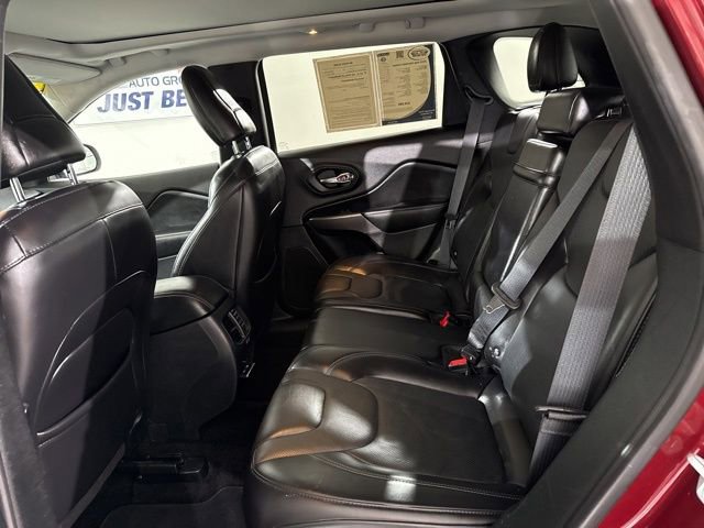 Used 2019 Jeep Cherokee Limited w/ Trailer Tow Group image 19