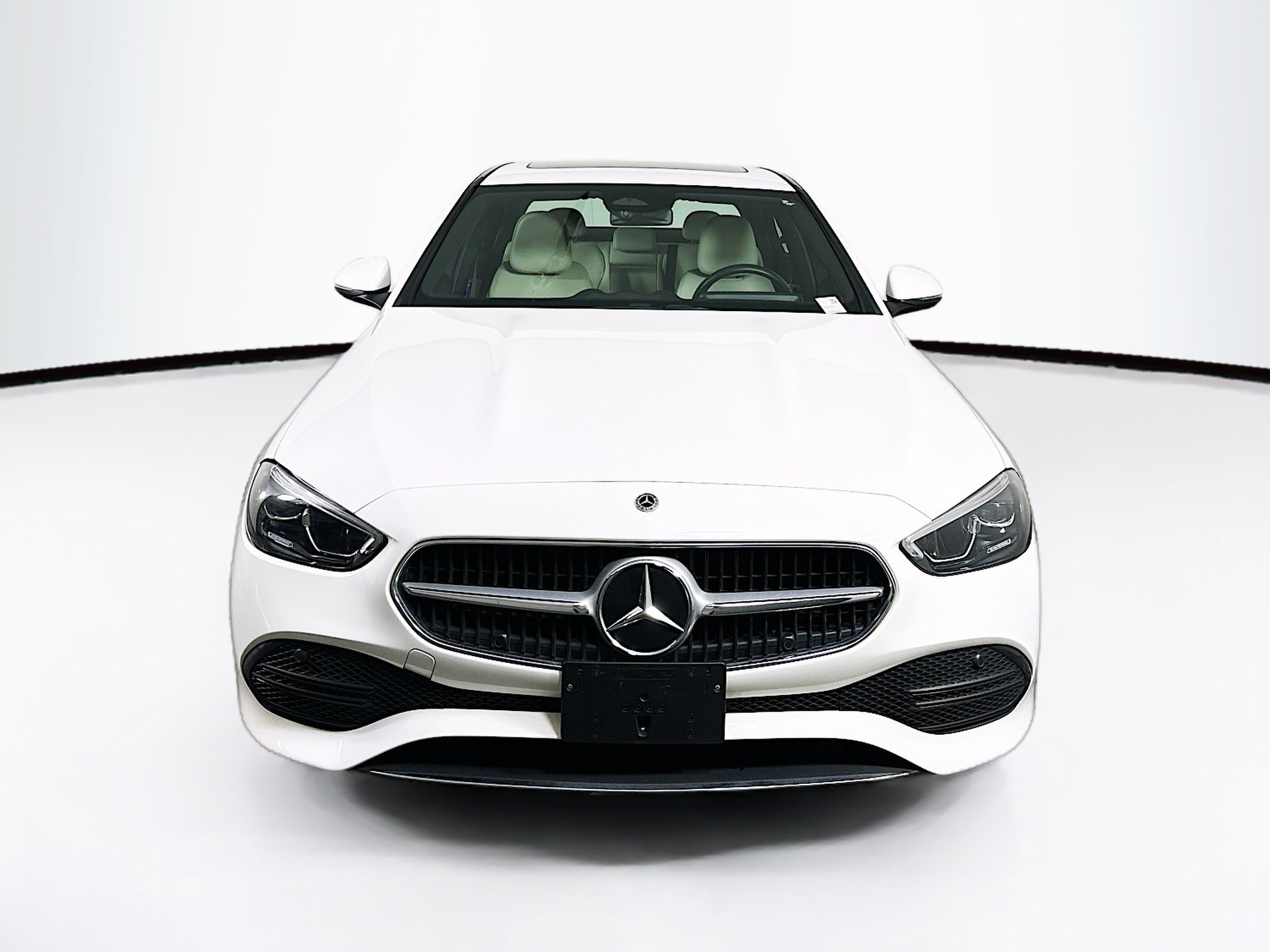 Used 2024 Mercedes-Benz C 300 4MATIC Sedan image 2