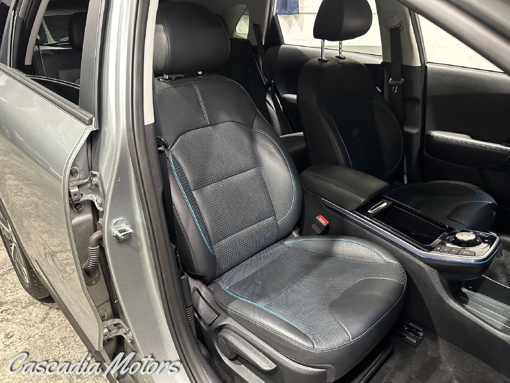 Used 2019 Kia Niro EX Premium w/ Cold Weather Package 1.0 FWD image 14