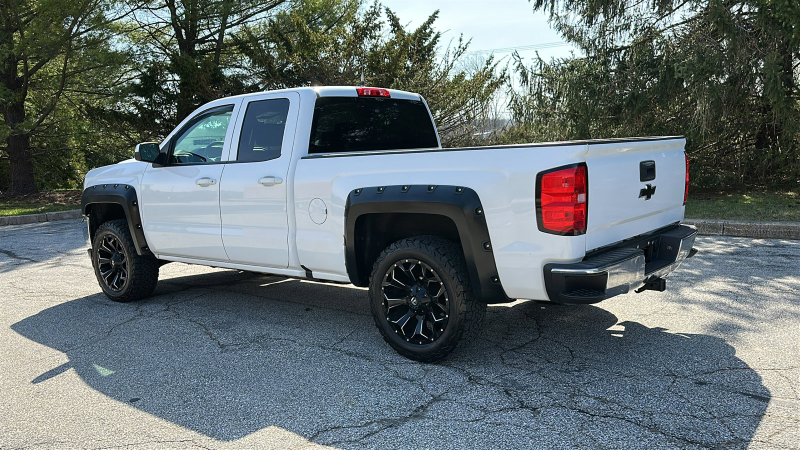 Used 2018 Chevrolet Silverado 1500 LT w/ All Star Edition image 7