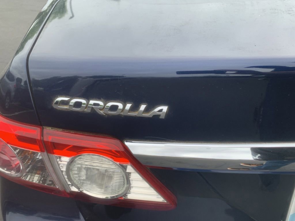 Used 2013 Toyota Corolla LE FWD image 5