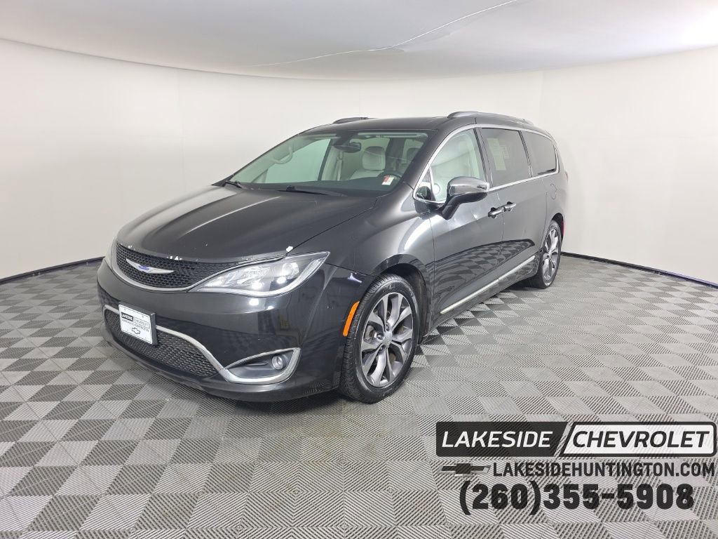 Used 2017 Chrysler Pacifica Limited