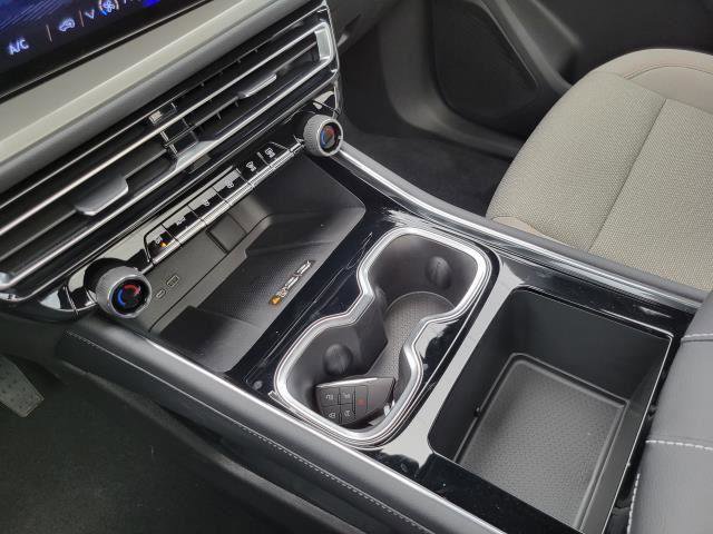 New 2026 Chevrolet Traverse LT w/ Sun and Wheel Package image 22