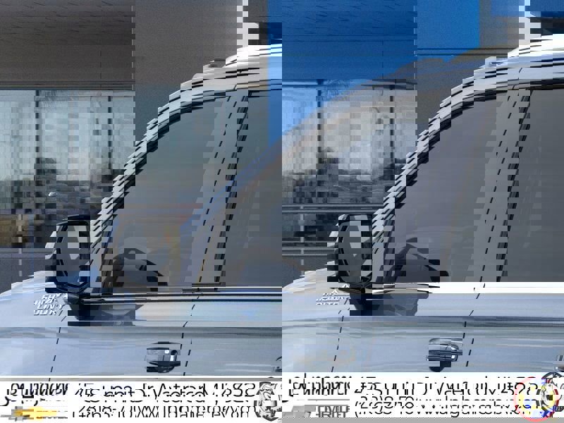 New 2026 Chevrolet Suburban High Country image 12