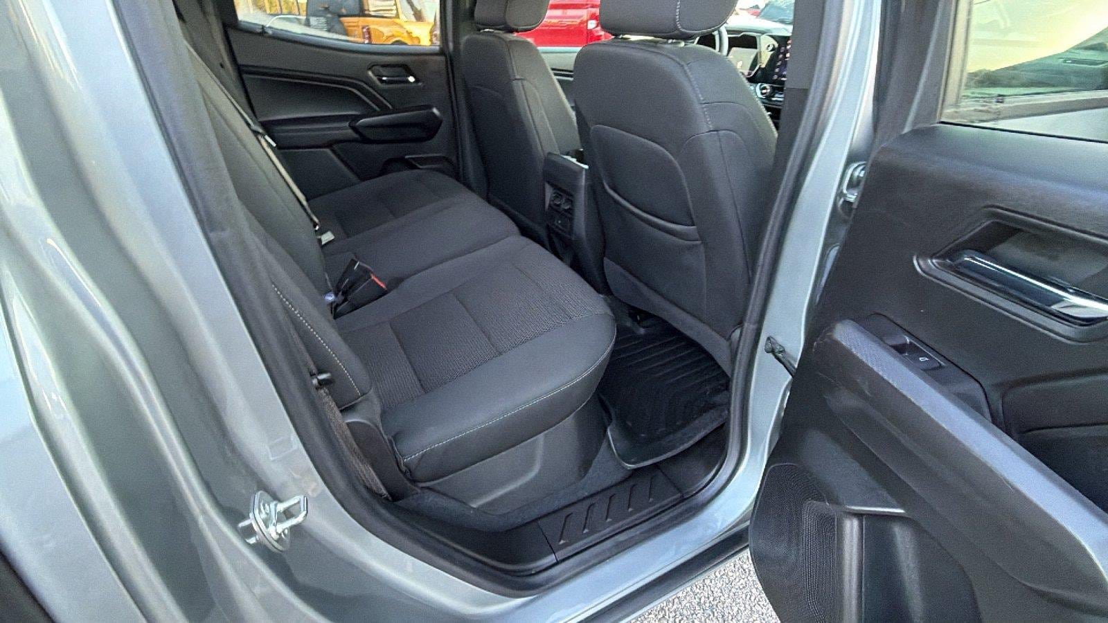 Used 2024 Chevrolet Colorado LT w/ LT Convenience Package RWD image 21
