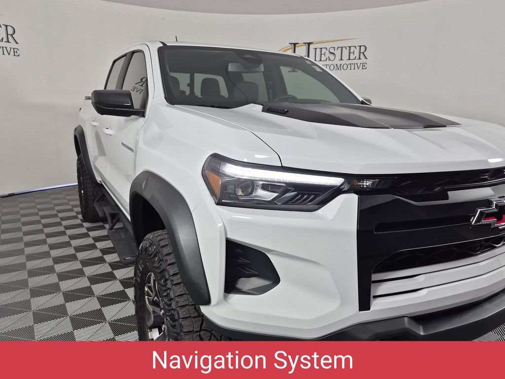 Certified 2025 Chevrolet Colorado ZR2 w/ Technology Package AWD/4WD image 11