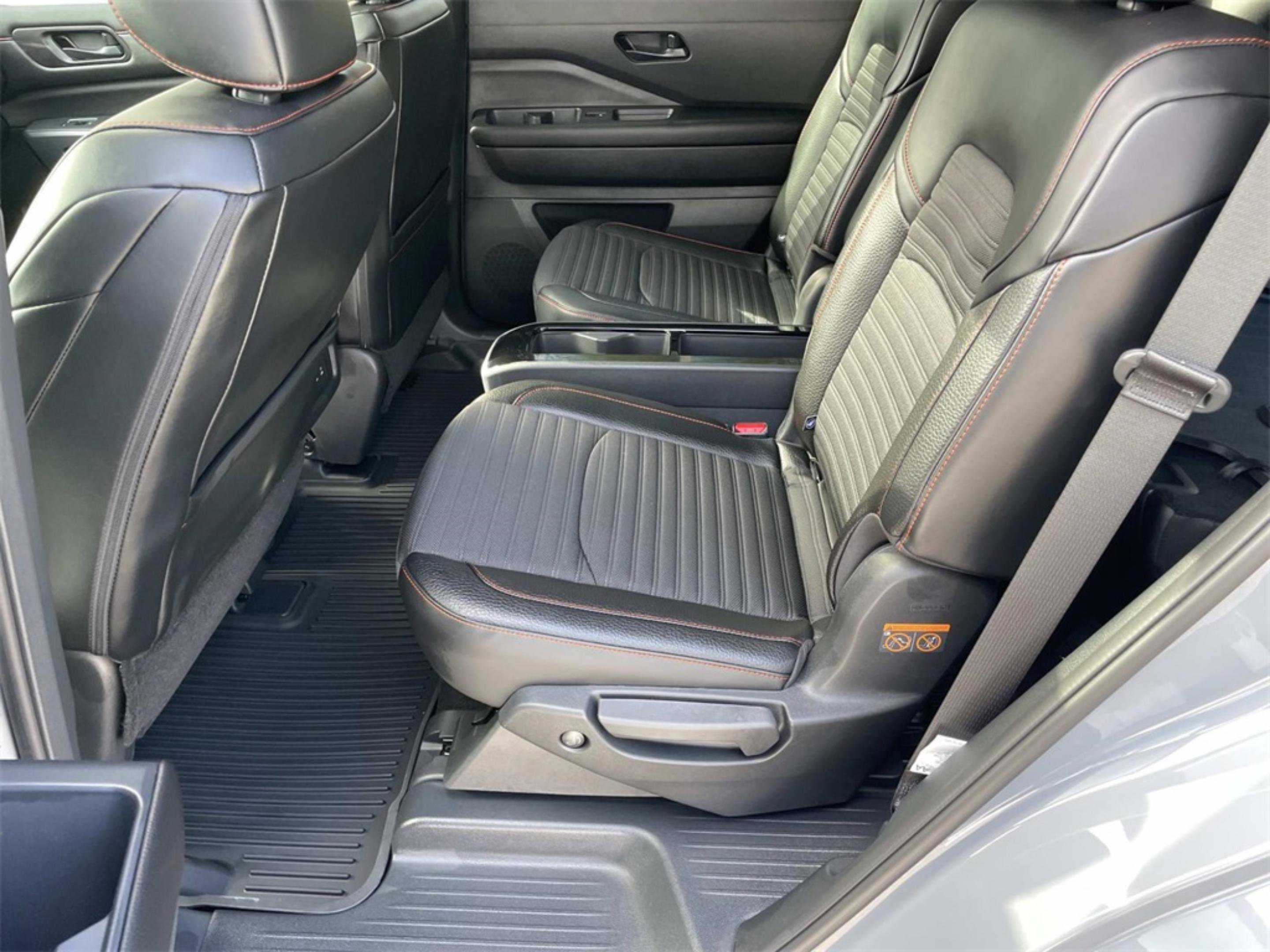 New 2026 Nissan Pathfinder Rock Creek image 5