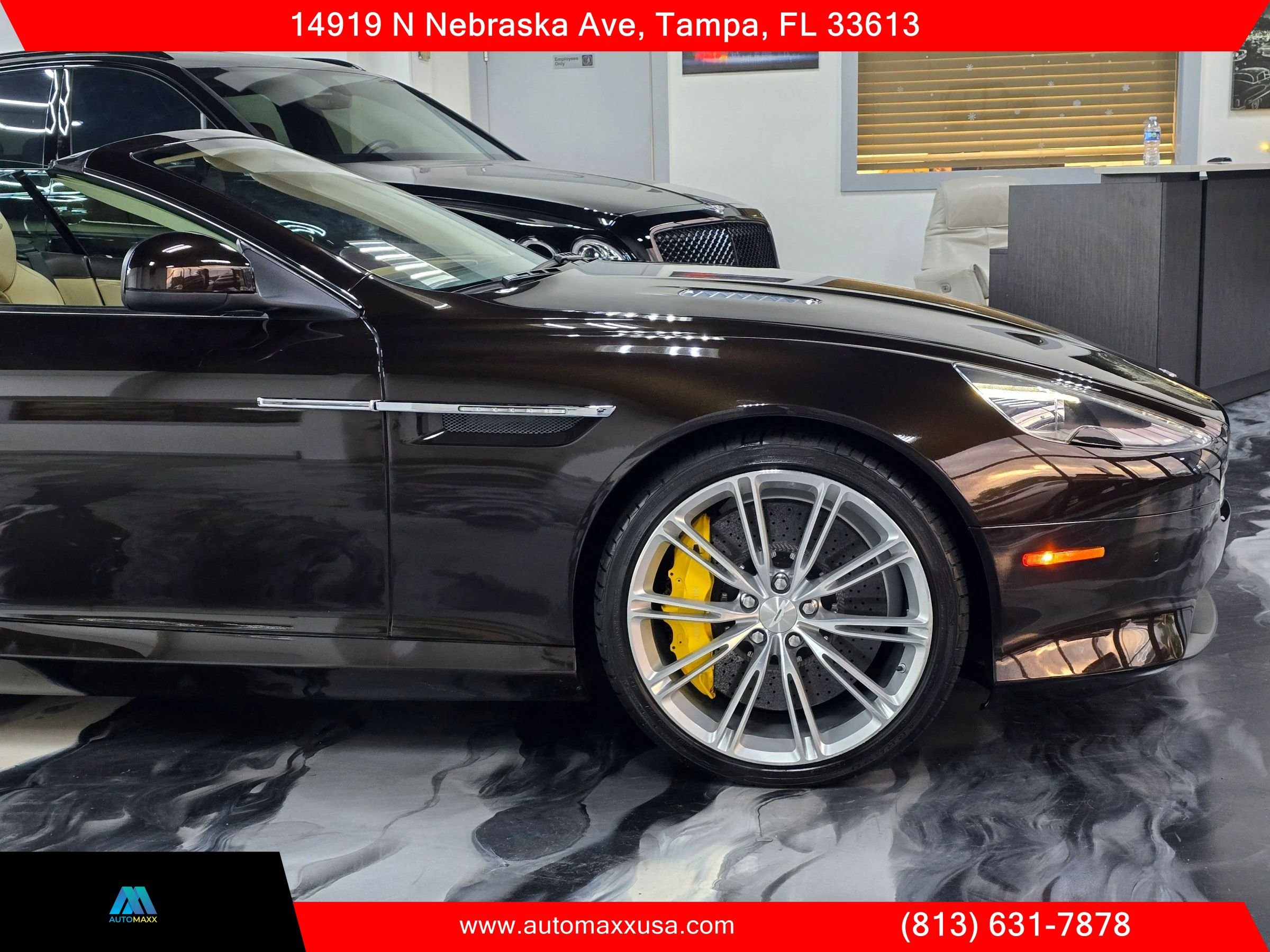 Used 2013 Aston Martin DB9 Volante RWD image 10