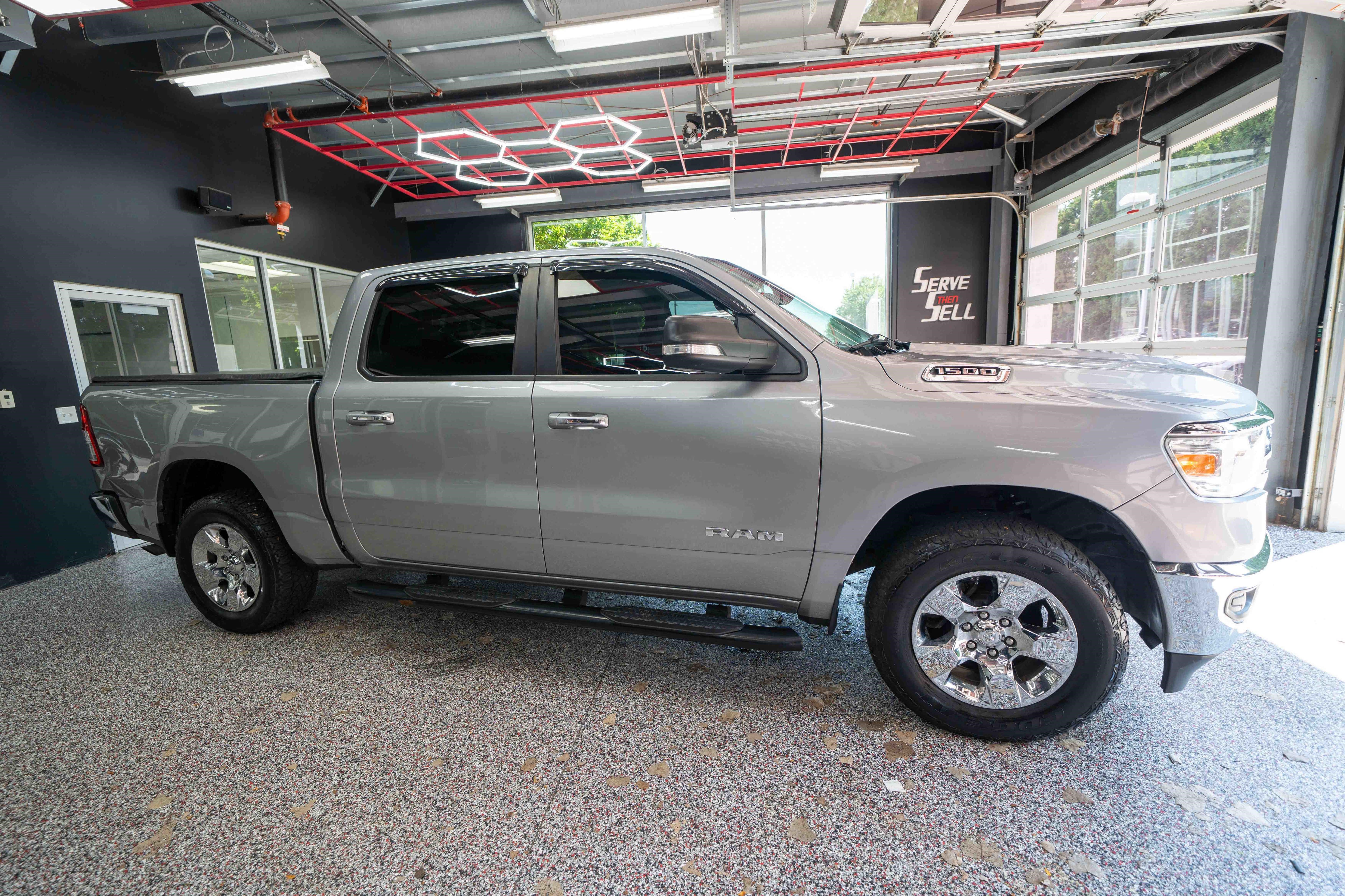 Used 2019 RAM 1500 Big Horn AWD/4WD image 5