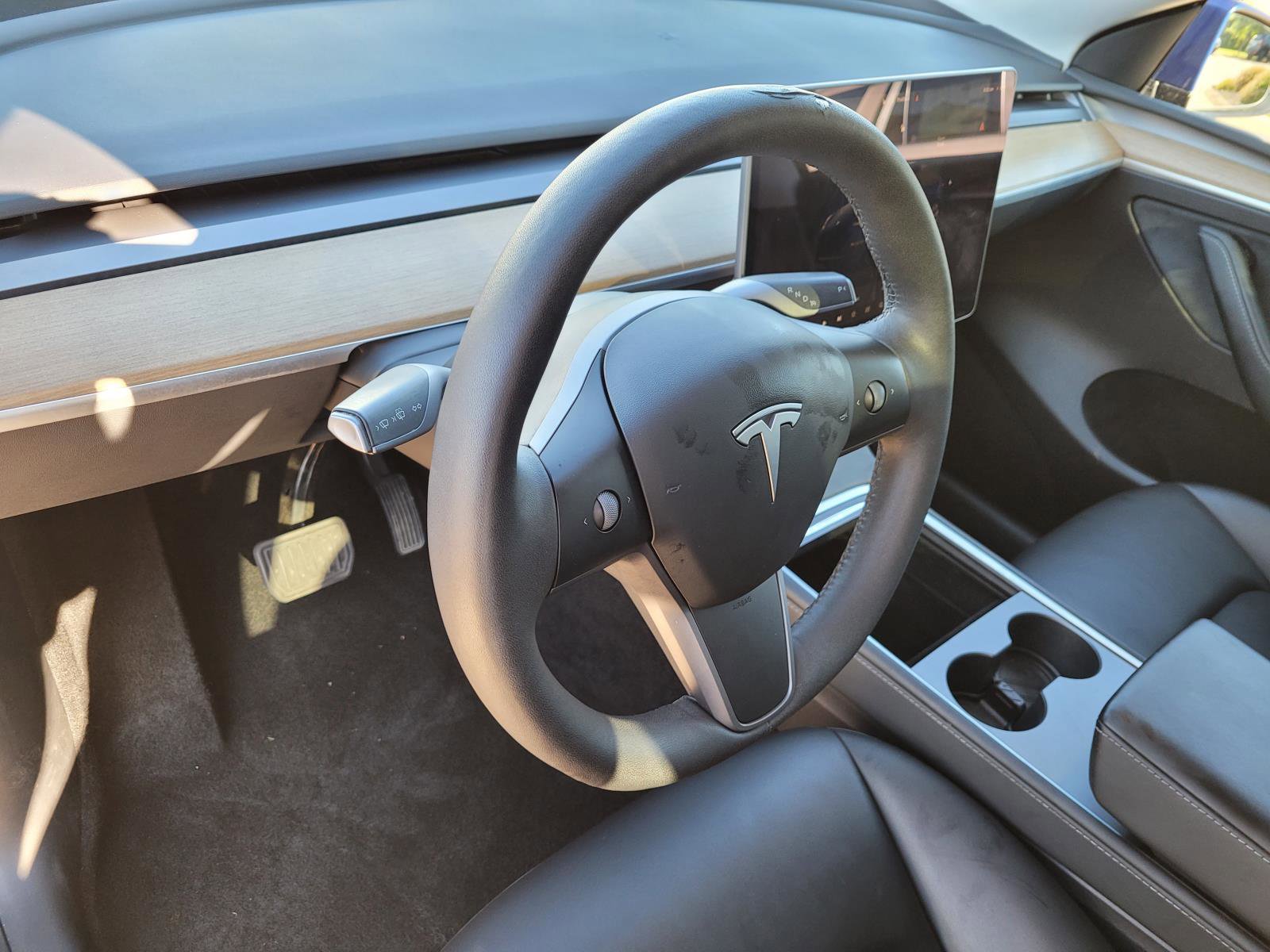 Used 2023 Tesla Model Y Long Range AWD/4WD image 27