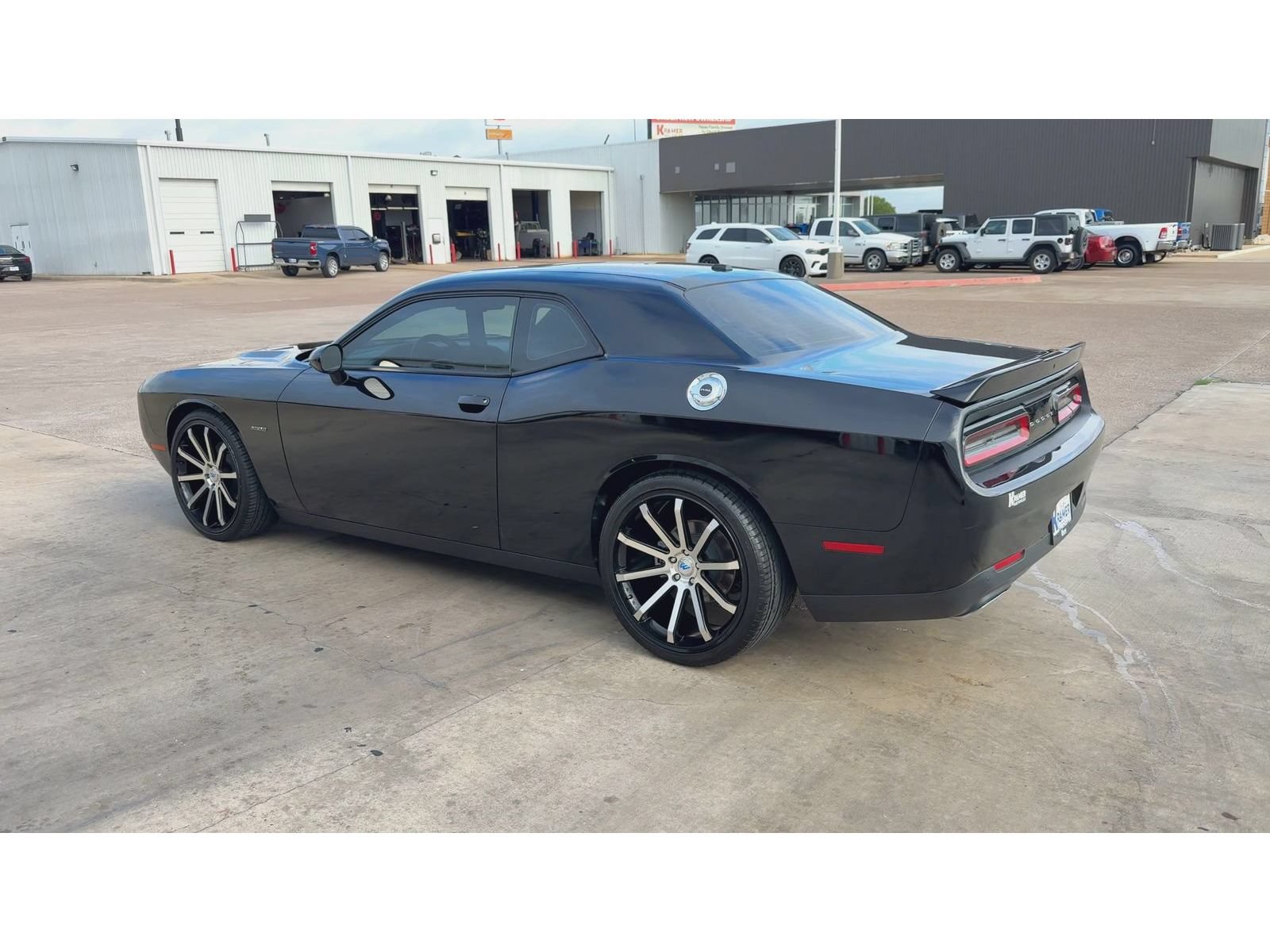 Used 2015 Dodge Challenger R/T w/ Quick Order Package 28B R/T RWD image 6
