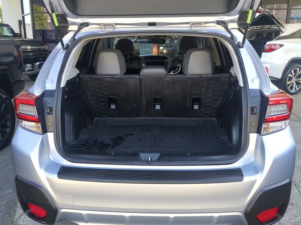 Used 2022 Subaru Crosstrek 2.5i Sport w/ Moonroof Package image 27