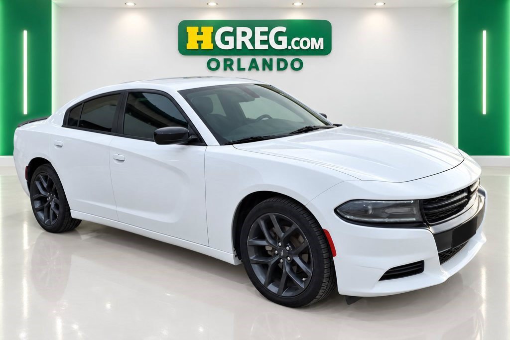 Used 2021 Dodge Charger SXT w/ Blacktop Package RWD image 4