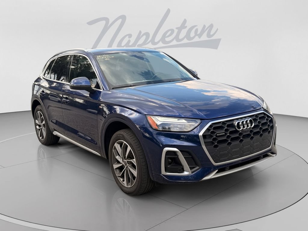 Used 2022 Audi Q5 2.0T Premium Plus w/ Premium Plus Package AWD/4WD image 3