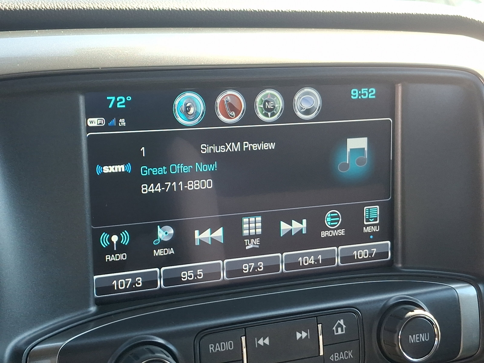 Used 2018 Chevrolet Silverado 1500 LT w/ All Star Edition image 17