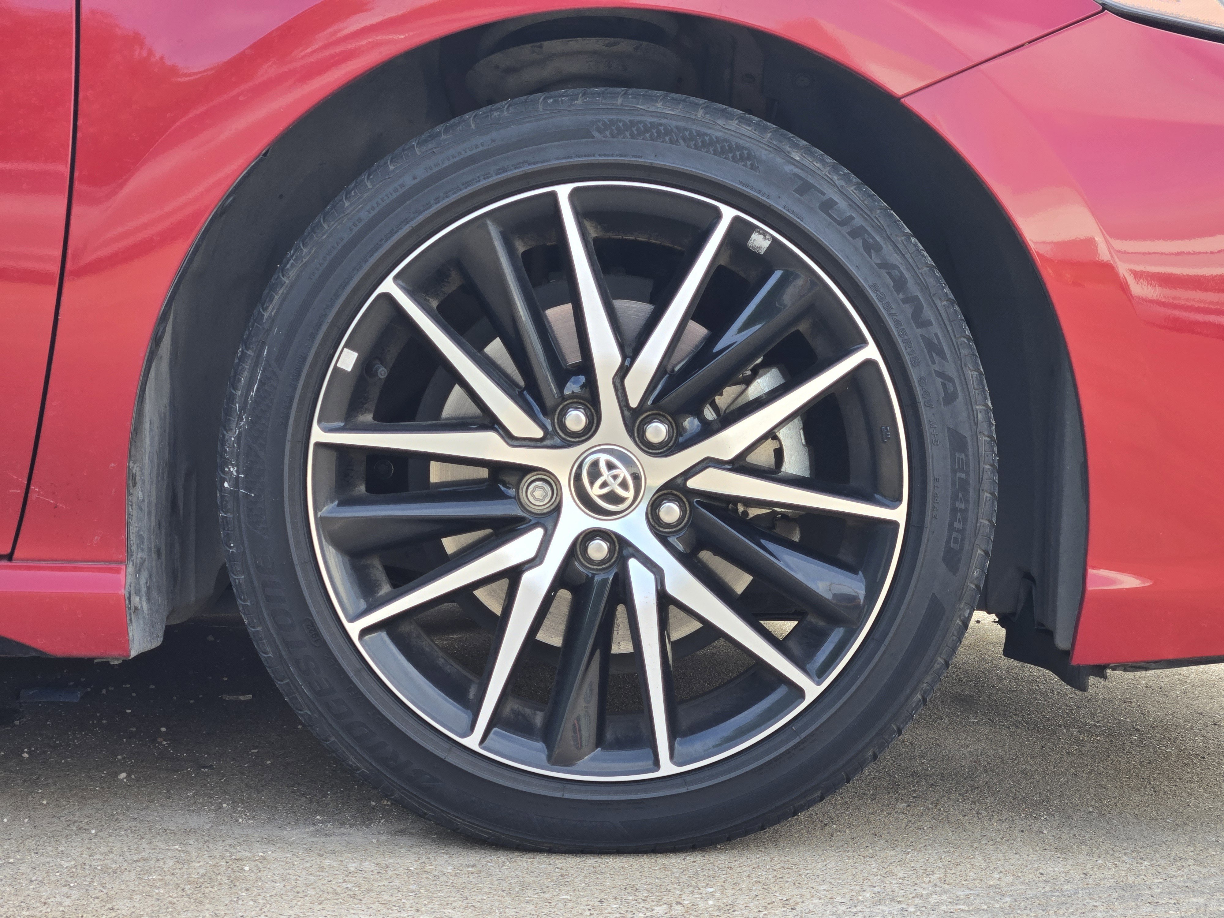 Used 2022 Toyota Camry SE image 9