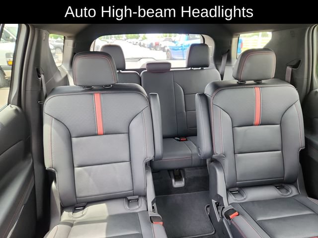 Used 2025 Chevrolet Traverse RS AWD/4WD image 30