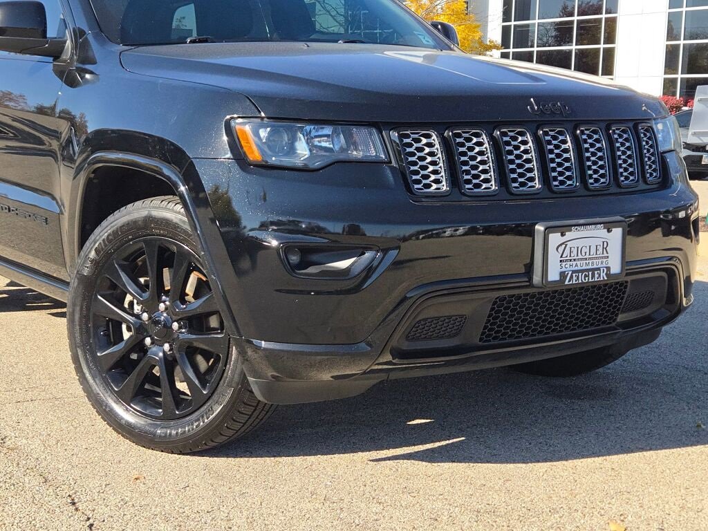 Used 2021 Jeep Grand Cherokee Laredo X video 2