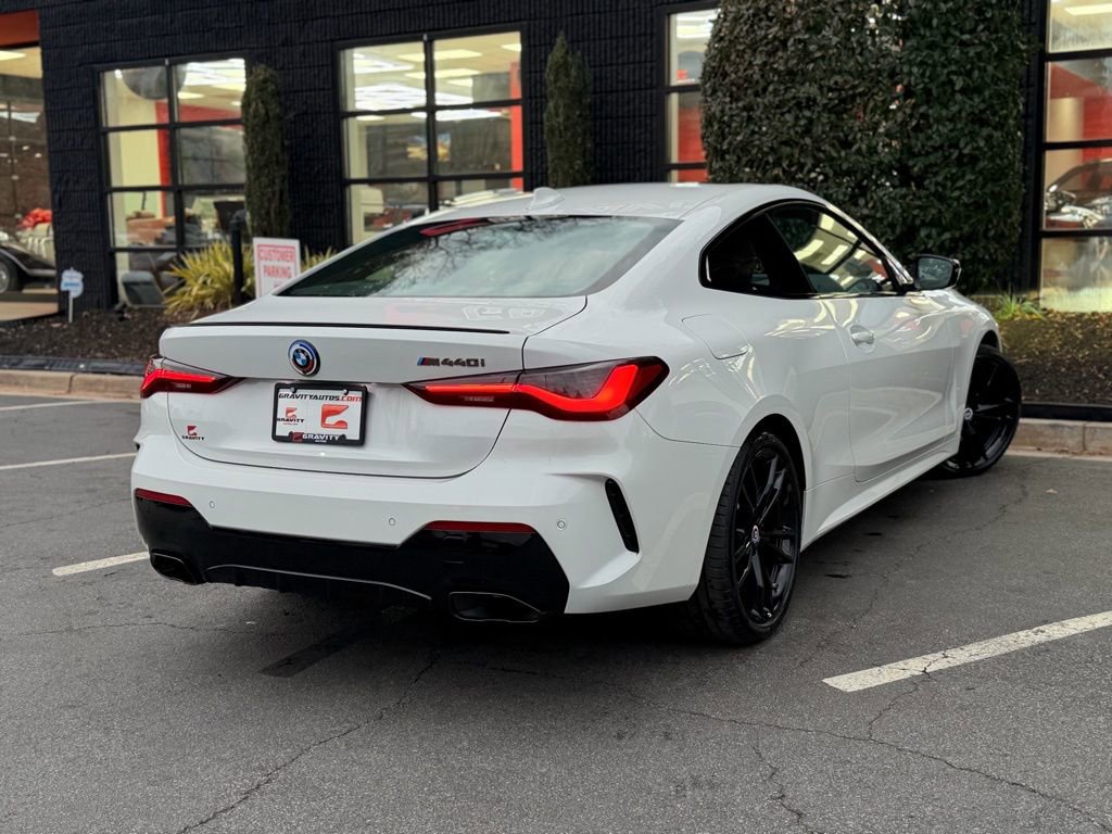 Used 2023 BMW M440i M440i w/ Premium Package image 11