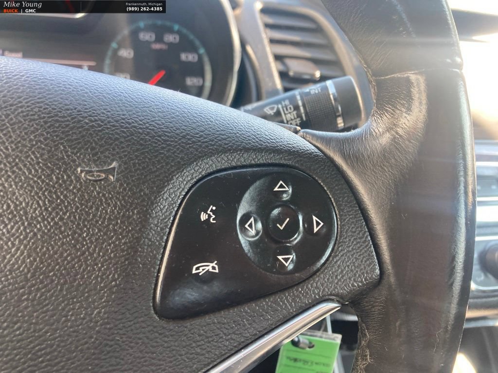 Used 2016 Chevrolet Impala LT FWD image 30