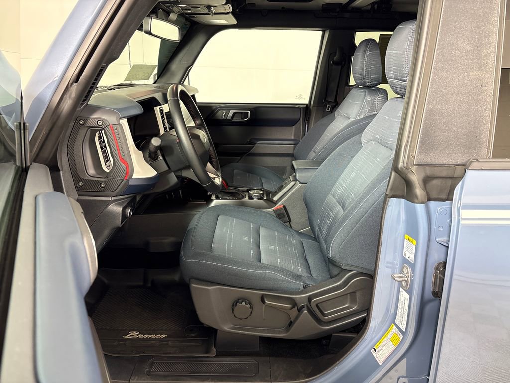 Certified 2025 Ford Bronco Heritage Edition AWD/4WD image 29