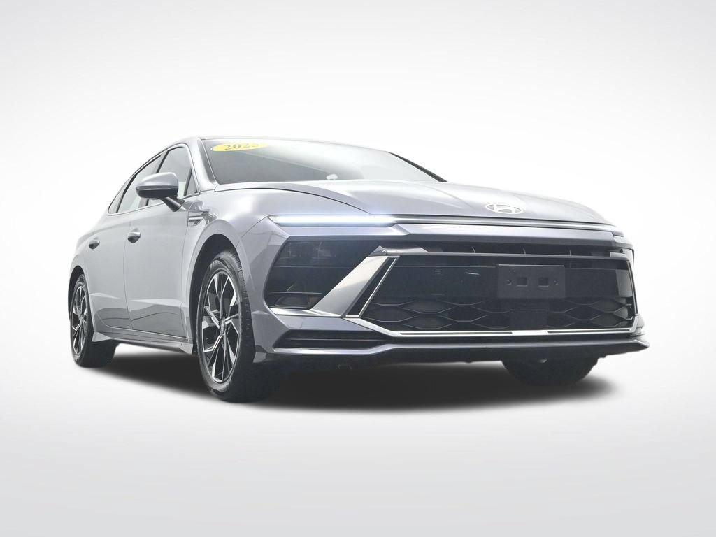 Used 2025 Hyundai Sonata SEL FWD image 42