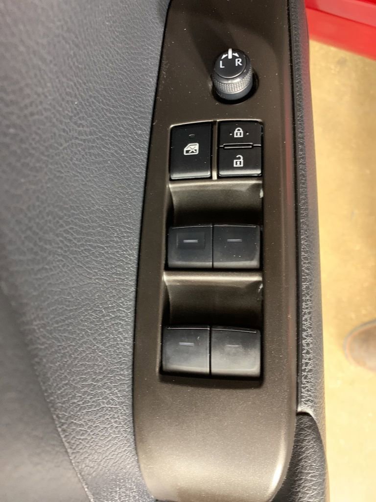 Used 2023 Toyota Camry LE image 17