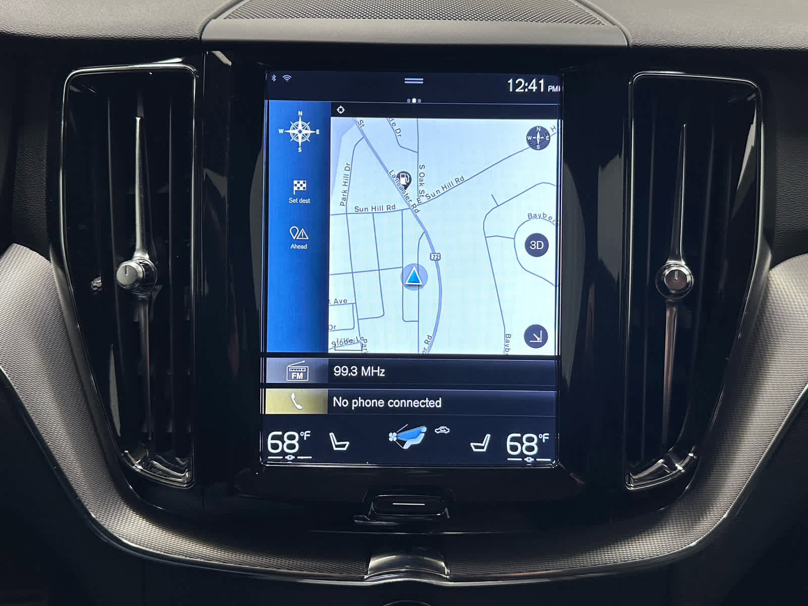 Used 2018 Volvo XC60 T8 R-Design w/ Convenience Package image 32