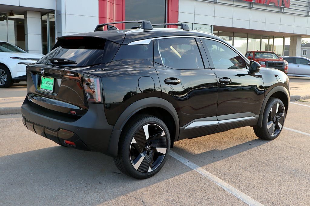 New 2025 Nissan Kicks SR image 6