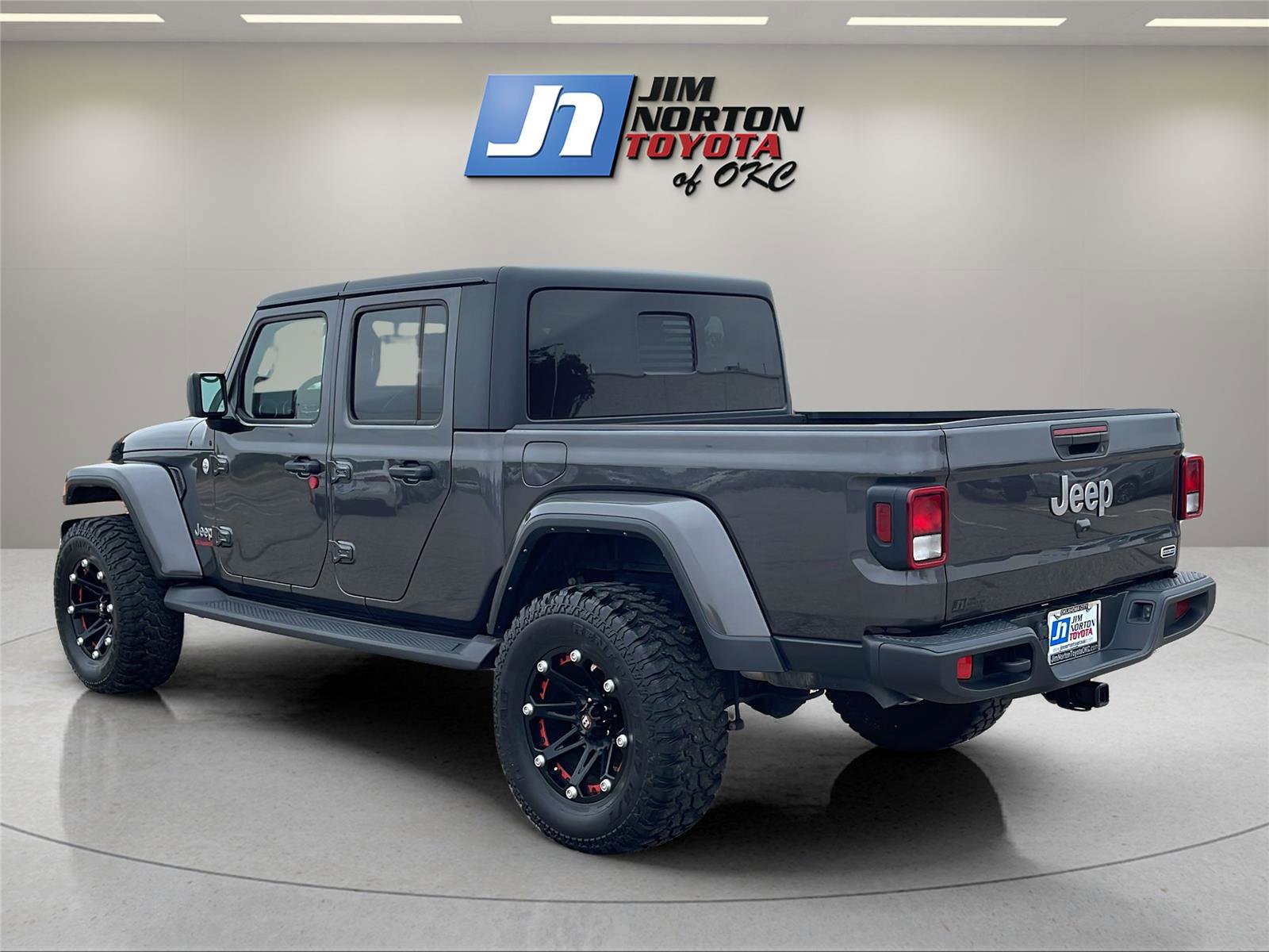 Used 2021 Jeep Gladiator Overland w/ Popular Equipment Package image 7