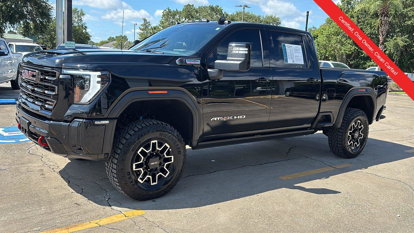 Certified 2025 GMC Sierra 2500 AT4X AWD/4WD image 3