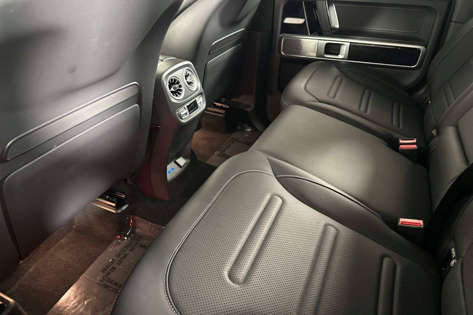 Used 2025 Mercedes-Benz G 550 image 11